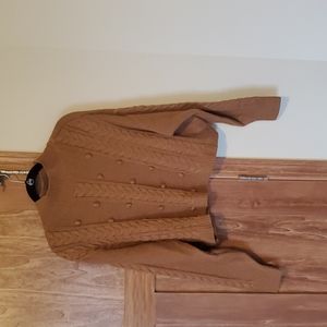 IZ byer cropped bobble knit/cable knit sweater